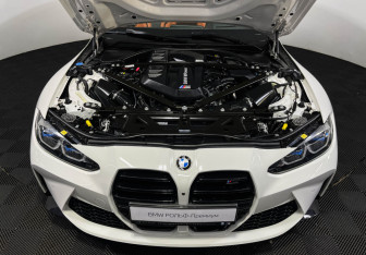 Подержанный автомобиль BMW M3 Sedan 2021 года (10 фото)