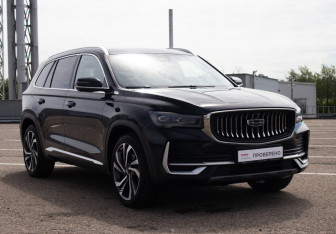 Подержанный автомобиль Geely Monjaro 2024 года (3 фото)