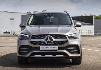 Подержанный автомобиль Mercedes-Benz GLE 2019 года (4 фото)