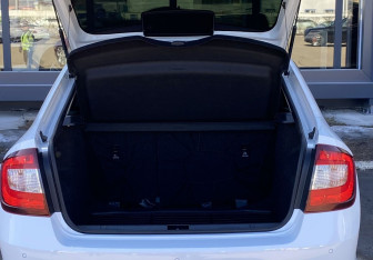 Подержанный автомобиль Skoda Rapid Liftback 2019 года (10 фото)