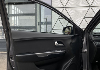 Подержанный автомобиль Kia Rio Sedan 2016 года (16 фото)