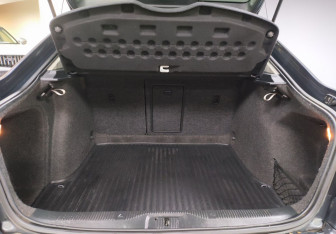 Подержанный автомобиль Skoda Octavia Liftback 2011 года (12 фото)