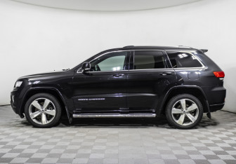 Подержанный автомобиль Jeep Grand Cherokee 2014 года (8 фото)
