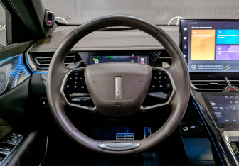 Подержанный автомобиль Wey 05 2023 года (21 фото)