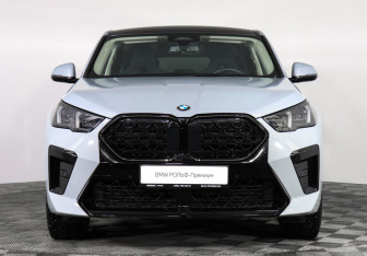 Подержанный автомобиль BMW X2 2024 года (3 фото)
