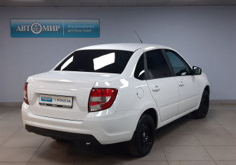 Подержанный автомобиль LADA (ВАЗ) Granta Sedan 2023 года (5 фото)