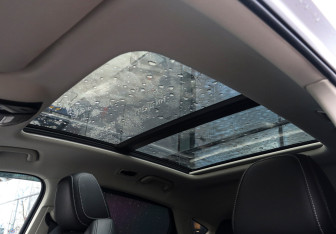 Подержанный автомобиль Geely Tugella 2022 года (17 фото)