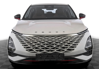 Новый Omoda C5 2023 (5 фото)