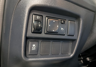 Подержанный автомобиль Nissan Juke 2017 года (25 фото)