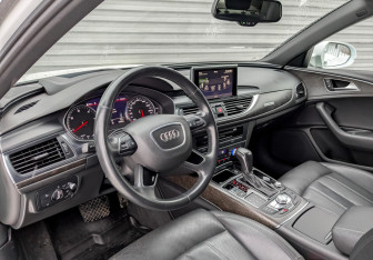 Подержанный автомобиль Audi A6 Sedan 2018 года (16 фото)