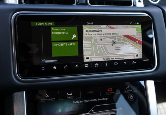 Подержанный автомобиль Land Rover Range Rover 2021 года (19 фото)
