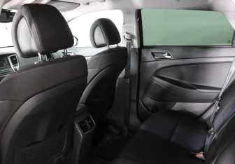 Подержанный автомобиль Hyundai Tucson 2016 года (12 фото)