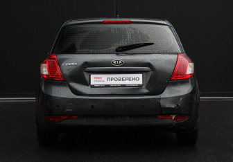 Подержанный автомобиль Kia Ceed Hatchback 2012 года (6 фото)