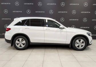 Подержанный автомобиль Mercedes-Benz GLC Coupe 2017 года (4 фото)