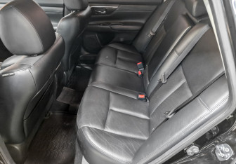 Подержанный автомобиль Nissan Teana 2014 года (11 фото)