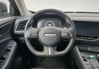 Подержанный автомобиль Haval F7 2020 года (12 фото)