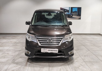 Подержанный автомобиль Nissan Serena Minivan 2014 года (2 фото)