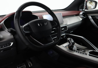 Подержанный автомобиль Geely Coolray 2020 года (7 фото)