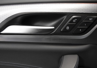 Подержанный автомобиль BMW X3 2019 года (15 фото)