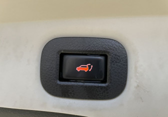 Подержанный автомобиль Nissan X-Trail 2018 года (19 фото)