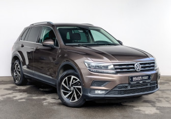 Подержанный автомобиль Volkswagen Tiguan 2018 года (3 фото)