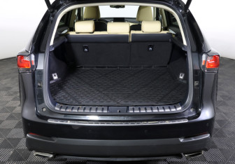 Подержанный автомобиль Lexus NX 2017 года (10 фото)