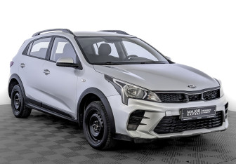 Подержанный автомобиль Kia Rio Hatchback 2021 года (3 фото)