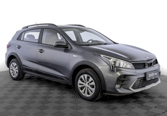 Подержанный автомобиль Kia Rio Hatchback 2021 года (3 фото)