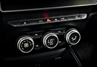 Подержанный автомобиль Renault Arkana 2019 года (25 фото)