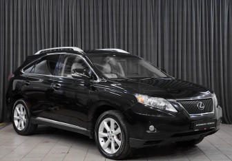 Подержанный автомобиль Lexus RX 2010 года (3 фото)