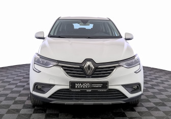 Подержанный автомобиль Renault Arkana 2021 года (2 фото)