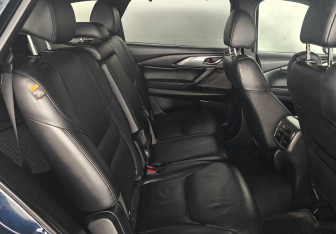 Подержанный автомобиль Mazda CX-9 2018 года (11 фото)