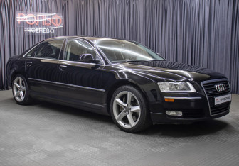 Подержанный автомобиль Audi A8 2008 года (3 фото)