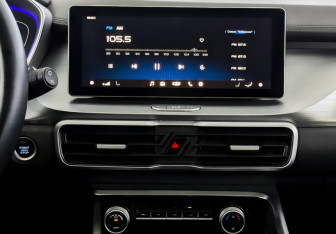 Подержанный автомобиль Geely Coolray 2022 года (15 фото)