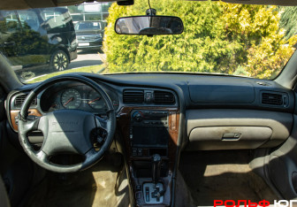Подержанный автомобиль Subaru Outback Wagon 2000 года (10 фото)
