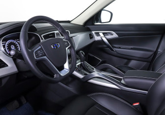 Подержанный автомобиль Geely Atlas 2019 года (12 фото)