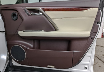 Подержанный автомобиль Lexus RX 2015 года (24 фото)