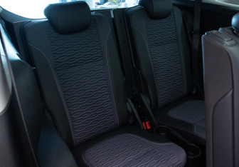 Подержанный автомобиль Opel Zafira Compactvan 2013 года (16 фото)