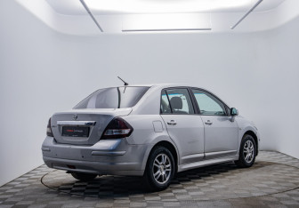 Подержанный автомобиль Nissan Tiida Sedan 2012 года (5 фото)