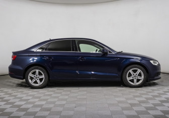 Подержанный автомобиль Audi A3 Sedan 2019 года (4 фото)