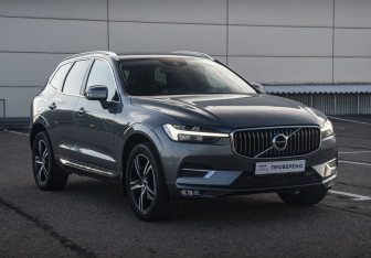 Подержанный автомобиль Volvo XC60 2021 года (3 фото)