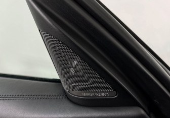 Подержанный автомобиль BMW M3 Sedan 2017 года (22 фото)