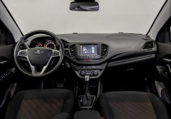 Подержанный автомобиль LADA (ВАЗ) Vesta Sedan 2022 года (15 фото)