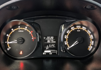 Подержанный автомобиль LADA (ВАЗ) Granta Sedan 2024 года (16 фото)