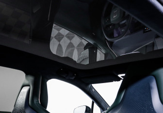 Подержанный автомобиль Zeekr X 2023 года (16 фото)