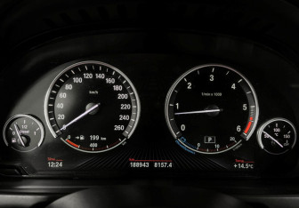 Подержанный автомобиль BMW X5 2018 года (13 фото)