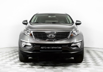 Подержанный автомобиль Kia Sportage 2012 года (2 фото)