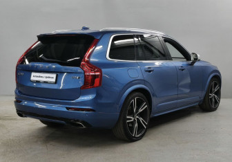 Подержанный автомобиль Volvo XC90 2016 года (7 фото)