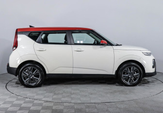 Подержанный автомобиль Kia Soul 2019 года (4 фото)
