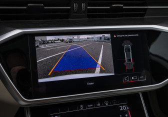 Подержанный автомобиль Audi A7 2021 года (18 фото)